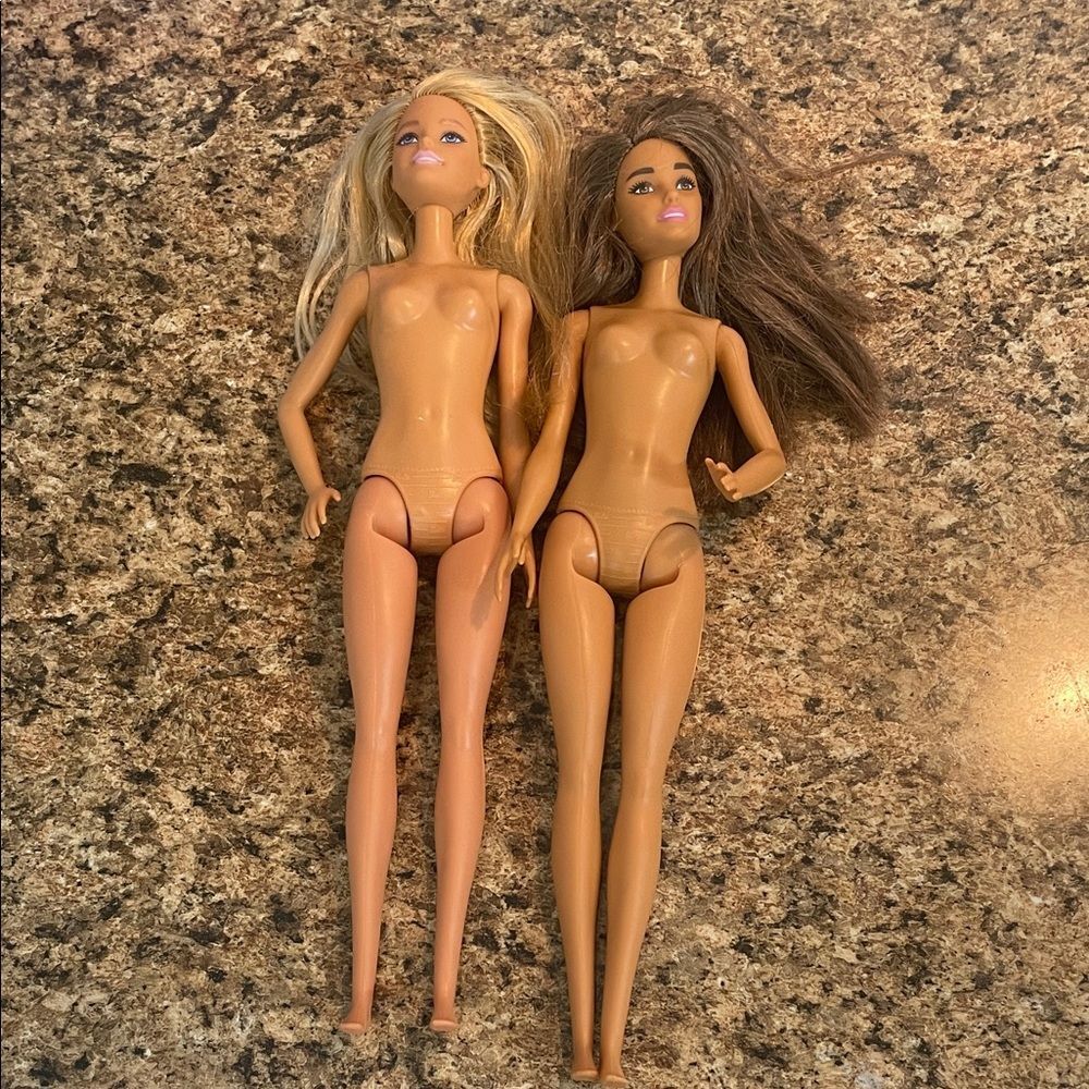 Mattel Bath‎ & Hair Dolls with Blonde and Brown Hair 2015 barbie 2 lot